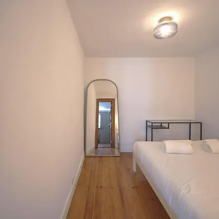 Alfama Historical Ii By Homing Lisboa